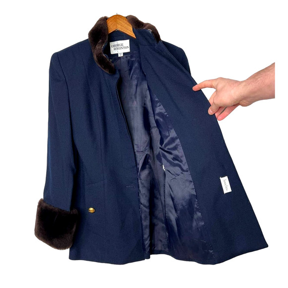 Neiman Marcus 6 LUXURY 100% Wool Coat $790 Faux Fur Trim Gold Buttons Navy Blue - Picture 3 of 9